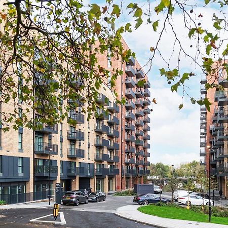 Stayo Apartments Barking Wharf Лондон Экстерьер фото