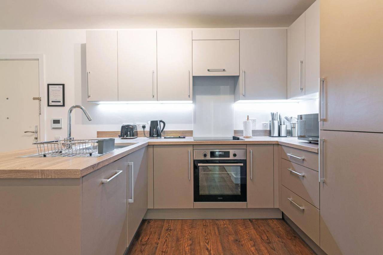 Stayo Apartments Barking Wharf Лондон Экстерьер фото